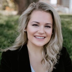 Meet your Posher, Leslie